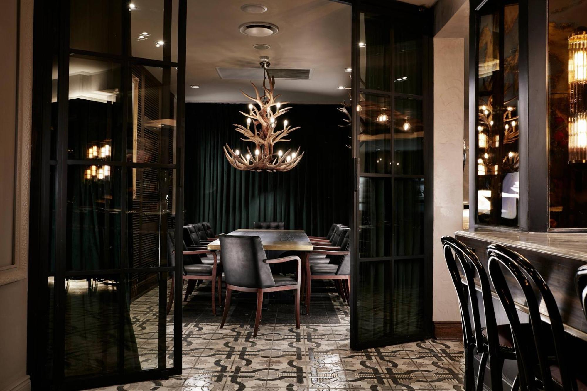 Protea Hotel By Marriott Johannesburg Balalaika Sandton Exterior foto